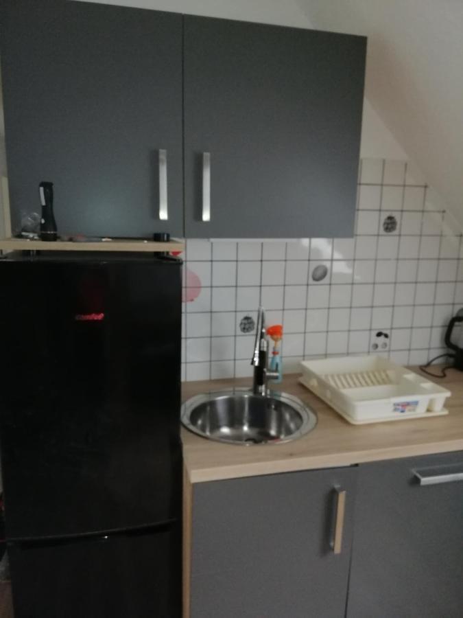 Moeblierte Dachgeschosswohnung In Ruhiger Lage Zu Vermieten Wetzlar Dış mekan fotoğraf